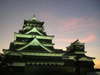 夕暮れの熊本城（写真提供：一般財団法人熊本国際観光コンベンション協会）