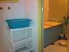 511室　家庭用風呂場に風呂タブと温度調整付シャワーが常設されています