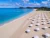 沖縄本島内でも数少ない天然白砂のオクマビーチ