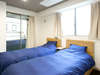 ・【ツインルーム一例】シングルベッド2台を設置したお部屋