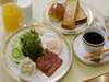 ご飯、パン、お飲み物のお替わり自由♪　☆朝食無料サービス☆　(6：00～9:30)