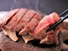信州黒毛和牛のフィレステーキ。信州のブランド牛は、融点の低い良質な脂がのった柔らかい肉なのが特徴。