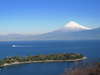 宿からは大瀬崎海岸、大瀬岬、そして駿河湾越しに霊峰富士が眺められる。