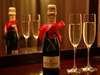 お祝いに最適大人気のシャンパン（モエシャンドンハーフボトル）アニバーサリープランの特典です。