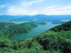 若狭湾国定公園を代表する景勝地の一つ、三方五湖。四季折々の美しさを広く知られる湖です。