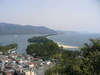 当館より車で約15分。全長3.6kmで約8000本の黒松も日本の『名松百景』として名高い。