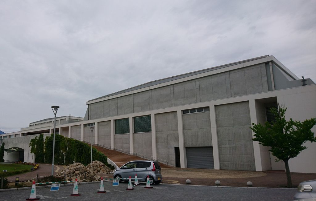 加古川市立中央図書館