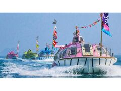 青海島観光汽船　海上交通安全祈願祭の写真1