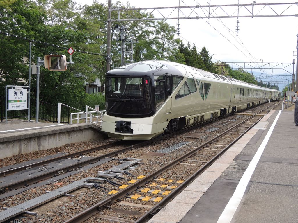 翁島駅