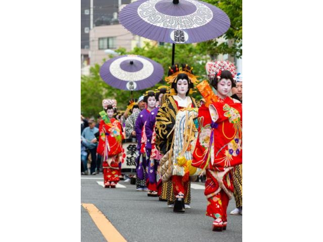 浅草観音うら 一葉桜まつり 江戸吉原おいらん道中 アクセス イベント情報 じゃらんnet