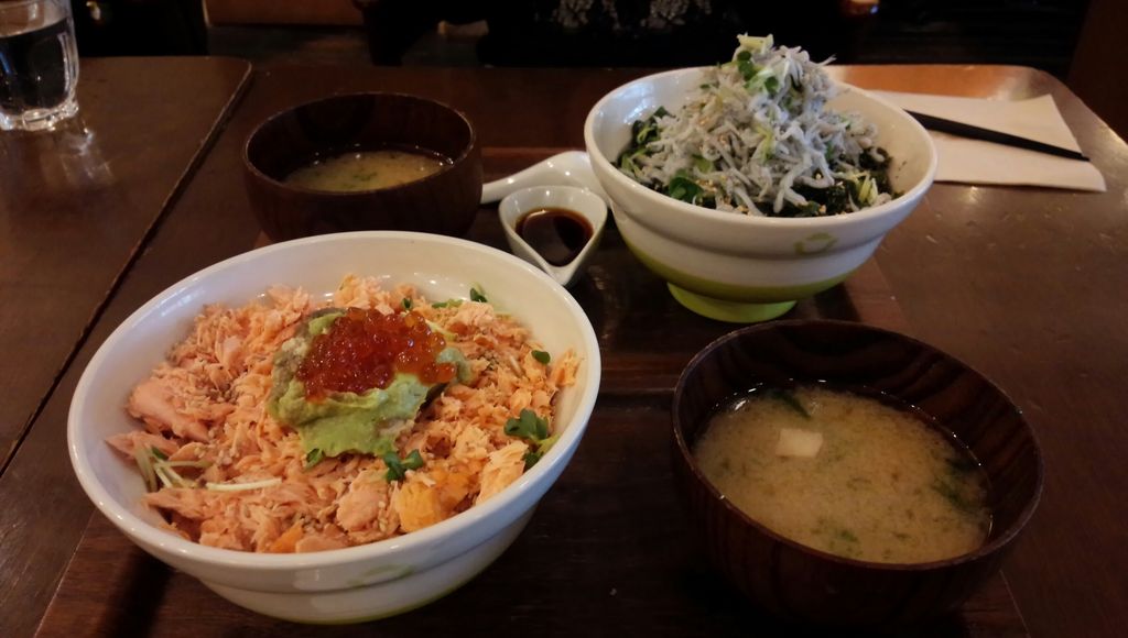 かわいい内装のどんぶりカフェ Donburi Cafe Dining Bowlsの口コミ じゃらんnet かわいい内装のどんぶりカフェ Donburi Cafe Dining Bowlsの口コミ じゃらんnet