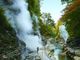 小安峡大噴湯周辺の紅葉の写真3
