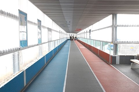 成田国際空港第3ターミナルと第2ターミナル間通路